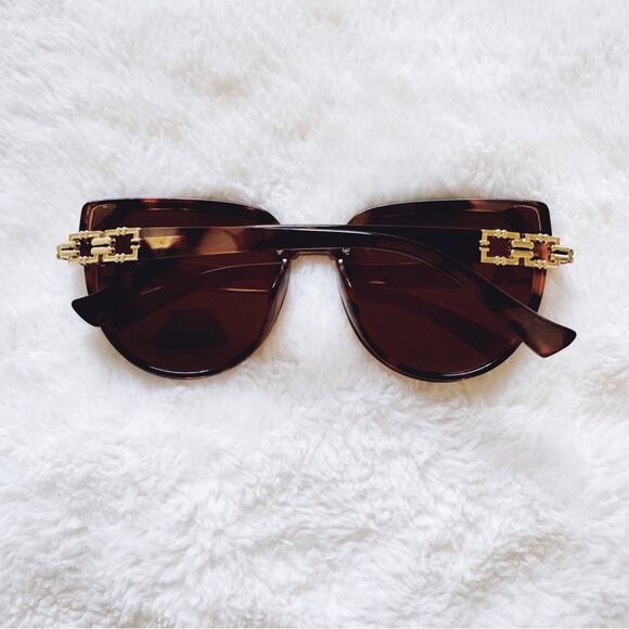 Genevieve Tortoise Brown Rimless Polarized Sunglasses - Picture 9 of 10